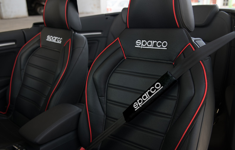 ショルダーパット BLACK